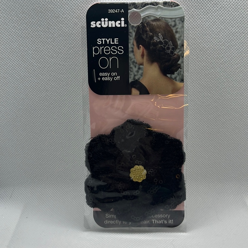 🐈‍⬛ Scunci style press on - Picture 2 of 2